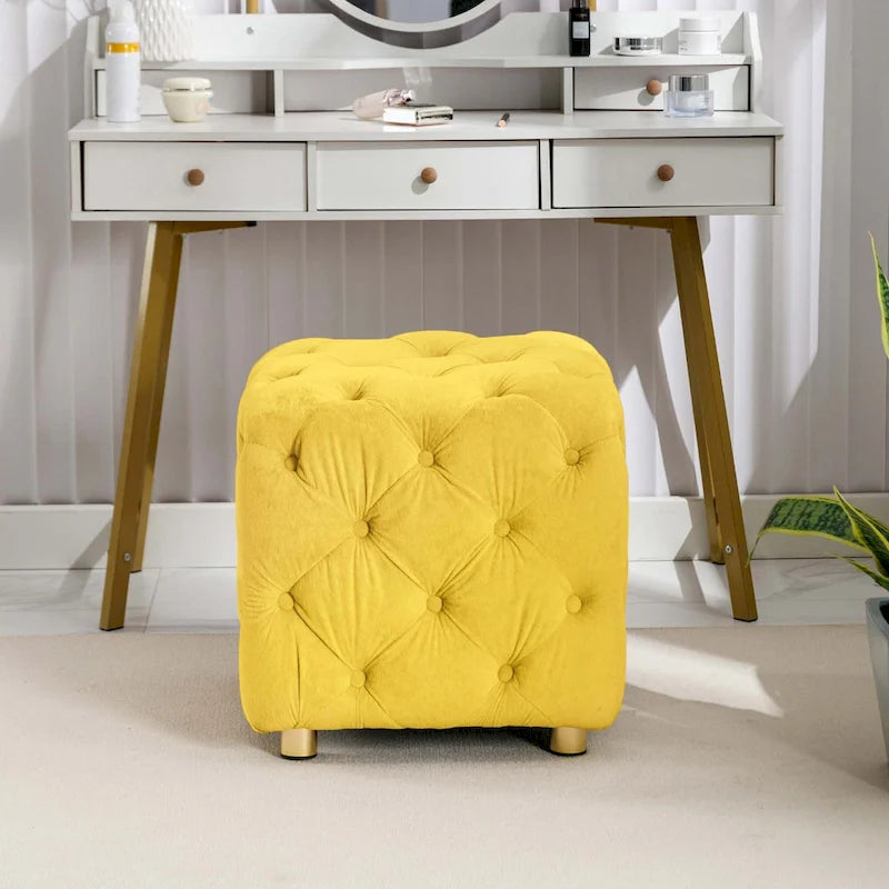 Pouf repose-pieds et siège d'appoint en velours