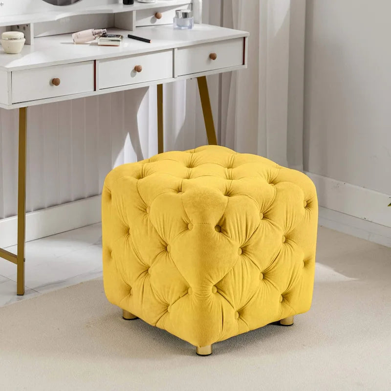 Pouf repose-pieds et siège d'appoint en velours